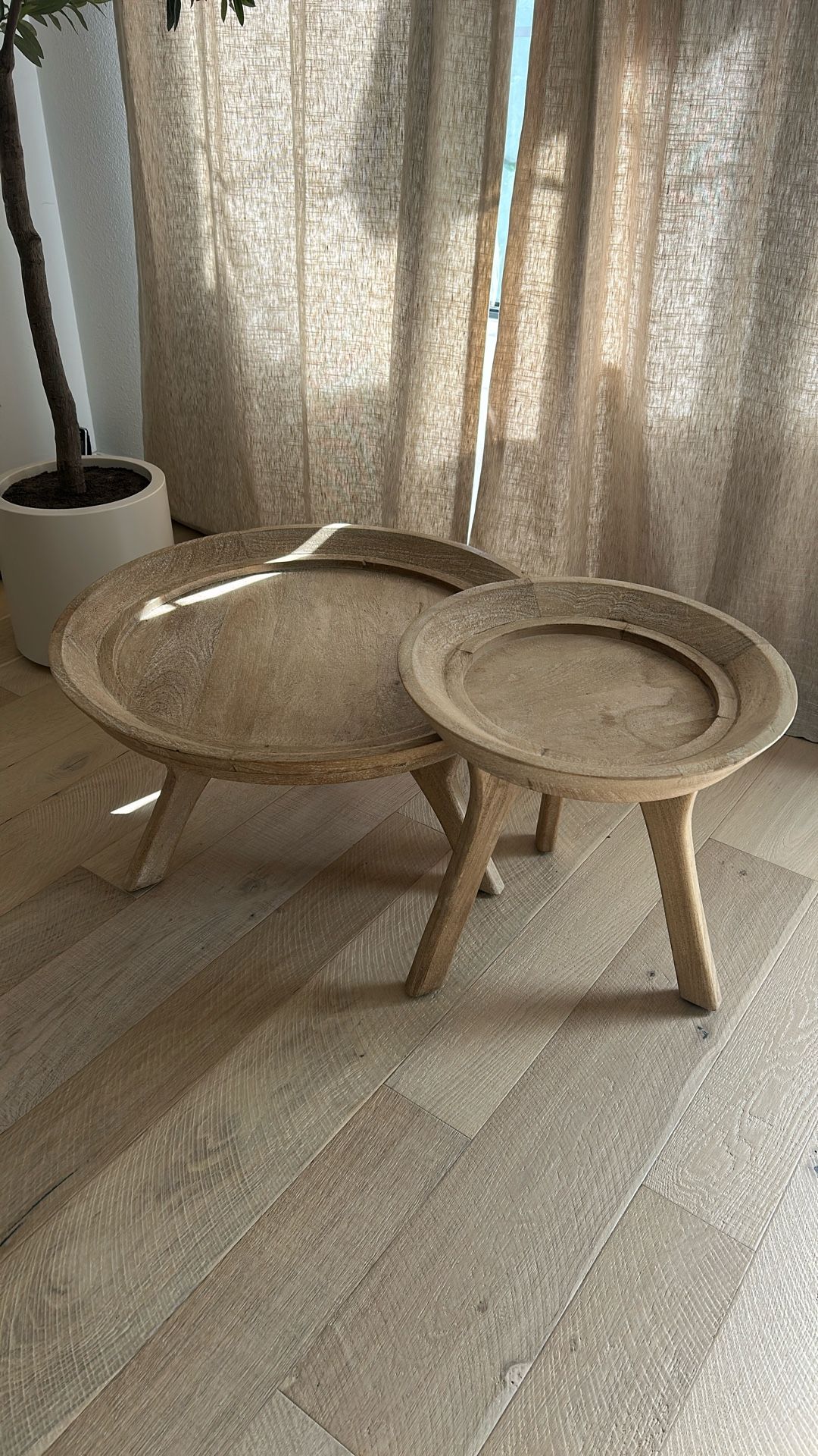 Pottery Barn Nesting Coffee Tables