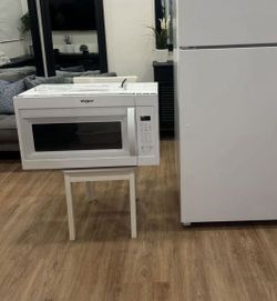 Whirlpool Microwave