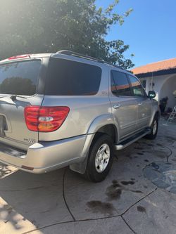 2002 Toyota Sequoia