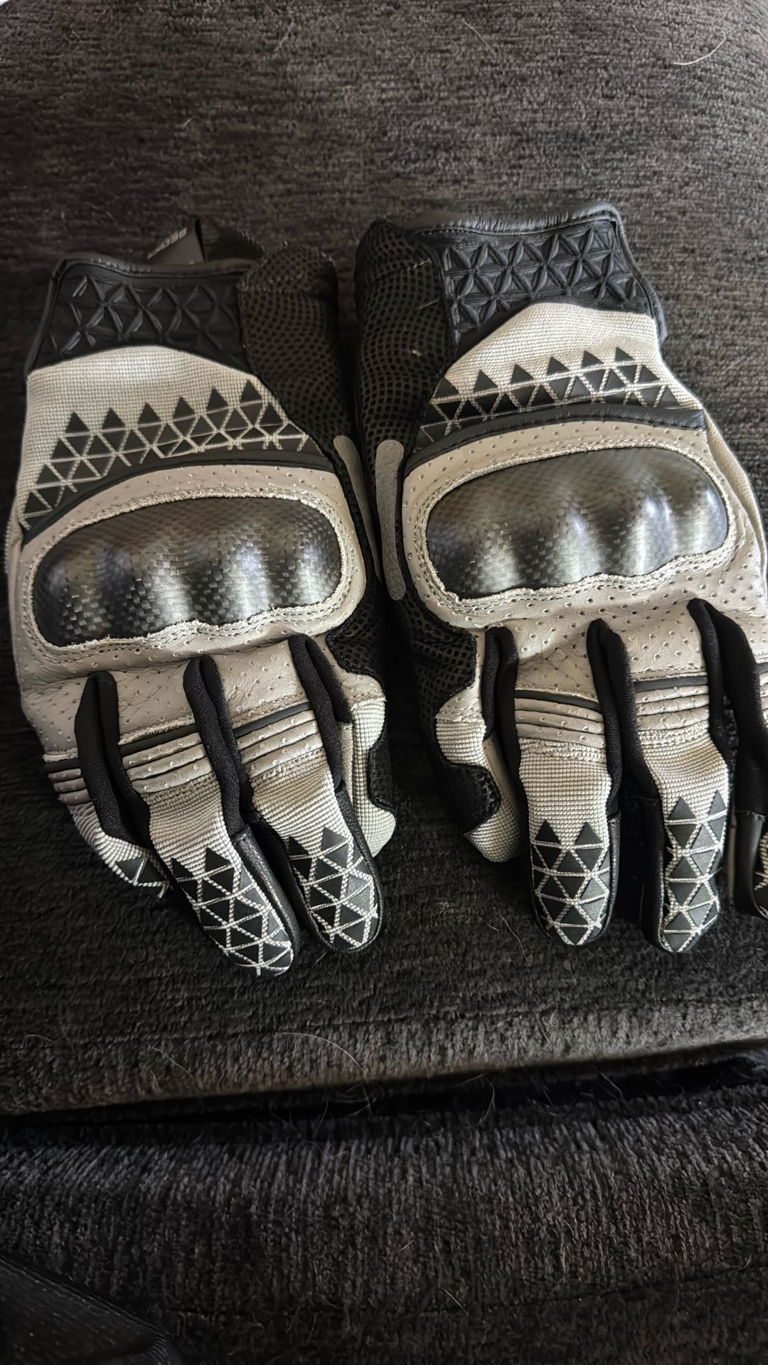 Sedici Gloves