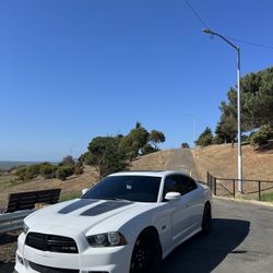 Dodge Charger SRT8 Superbee 