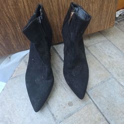 used black Jessica Simpson size 6  womens 