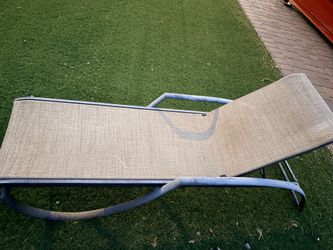 outdoor patio chaise lounge chair