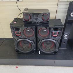 LG -Dj Party Station Speakers 