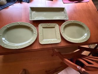 Debby Segura “Sorrento” Signature Stoneware Serving Set – 4 Pieces – Sage Green