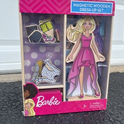 Barbie Magnetic Wooden Dress-Up Set
