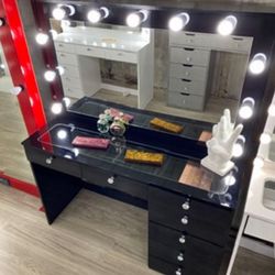 Black Glass Top Make Up Vanity