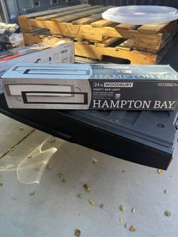 Hampton Bay Woodbury 24-Inch Vanity Bar Light