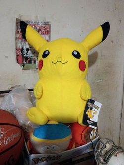 Big gigantic Pikachu plush with tags