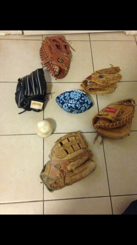 Garage sale Toys, cloths, picture frames