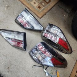 2010 Lexus RX350 taillight set - $150