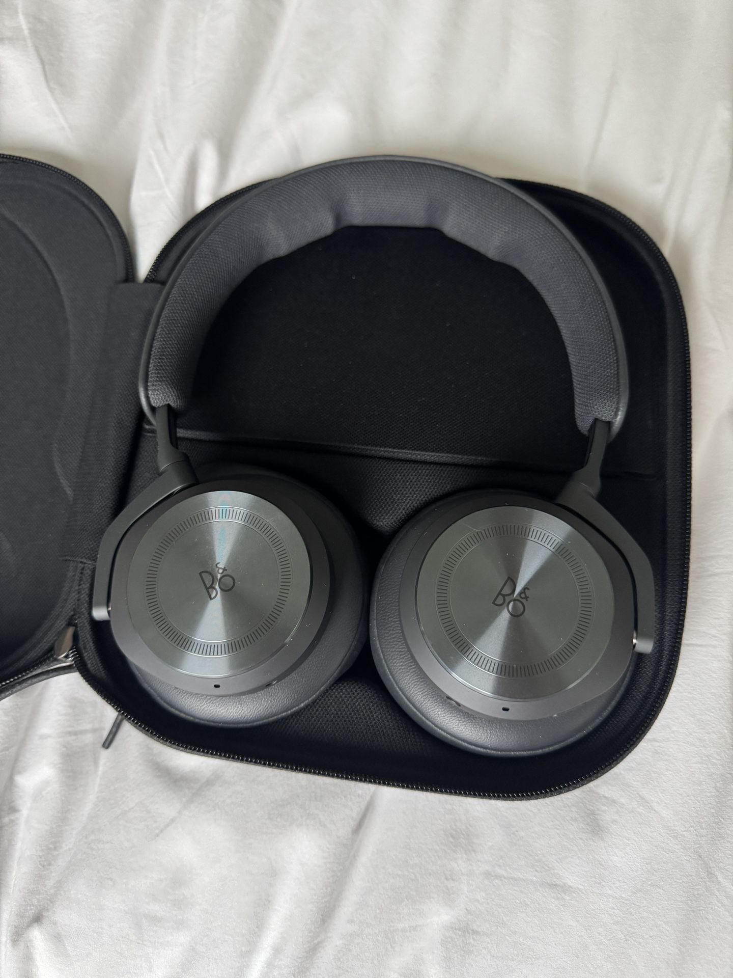 Bang & Olufsen - Beoplay HX Wireless Over-Ear Noise Canceling Headphones, Black