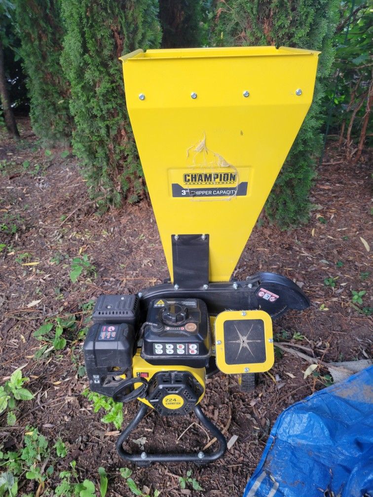 Champion Wood Chipper, 3"