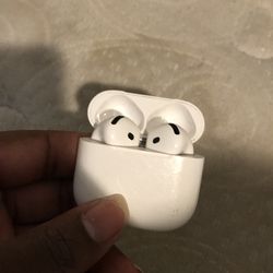 AirPods 4
