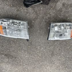2020 Ram 1500 Headlights 