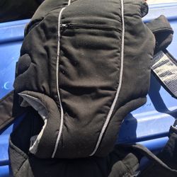 Lnew Baby body carrier only $30 firm