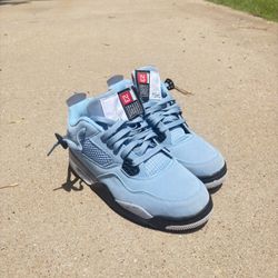 JORDAN 4 UNC