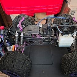 HPI Savage 4x4