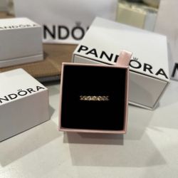Pandora Ring