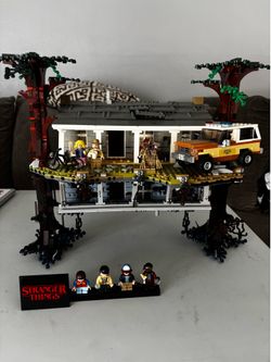 Lego stranger things set 100%
