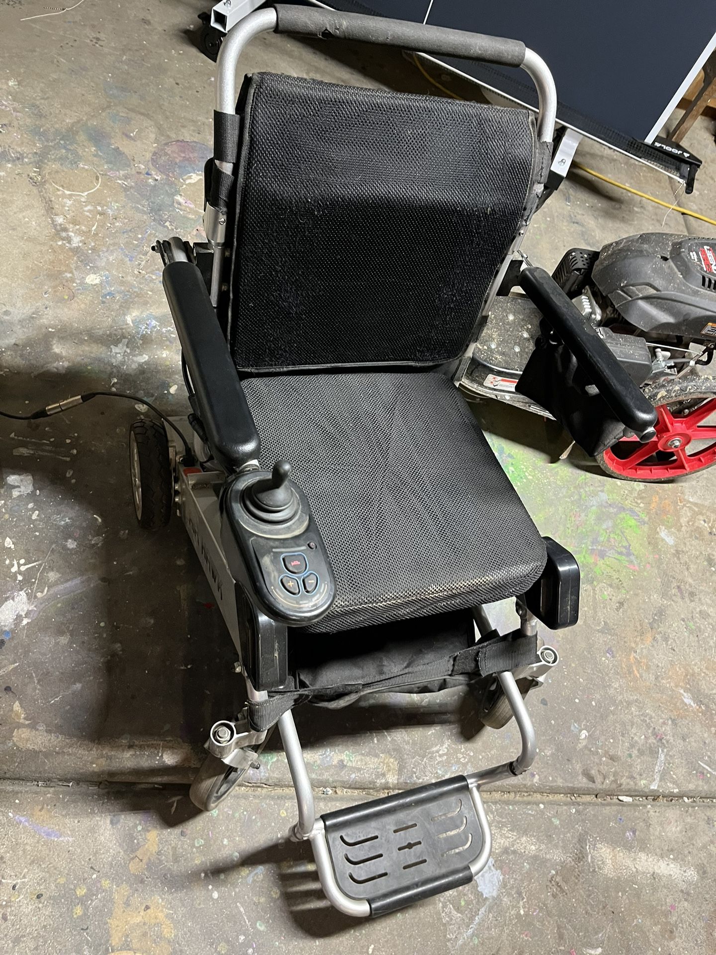 Air Hawk, Wheel Chair