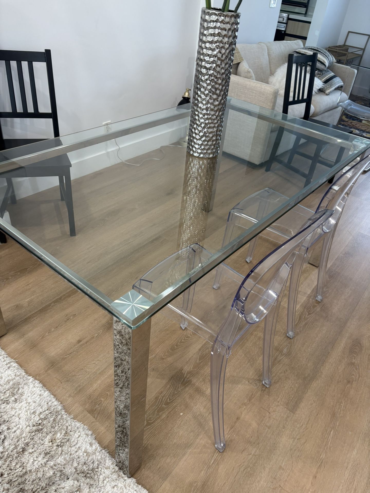 Glass Dinning Table