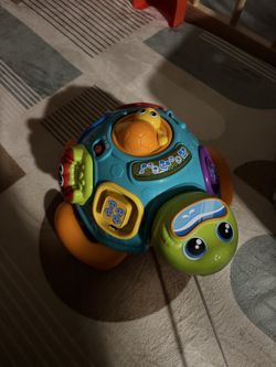 Bilingual turtle toy