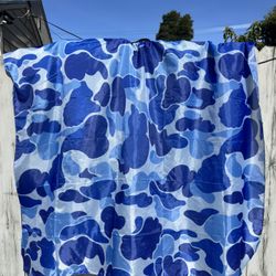 Barber Cape (Blue Camo)