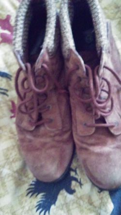 Boots sz 7