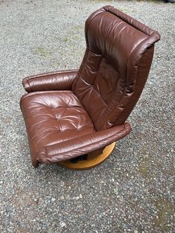 Leather Recliner Chair