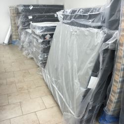 MATTRESS CLEARANCE SALE! BRAND NEW FULL MATTRESS SETS $119 AND UP! 12 MODELS UNDER $399! ONLY $39 DOWN TODAY! 