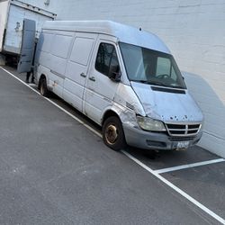Dodge Sprinter 2004 3500