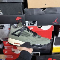 DS 2025 Jordan Undefeated 4s size 12 