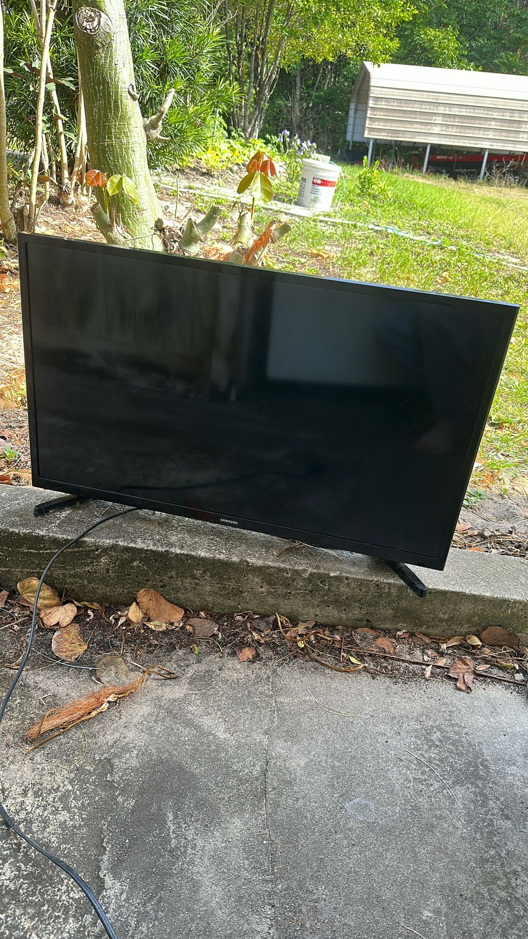 Samsung 32 Inch TV