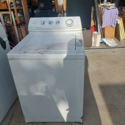 Use washer and dryer Maytag