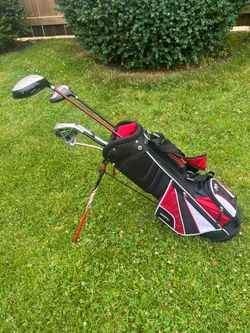 Kids golf clubs and bag