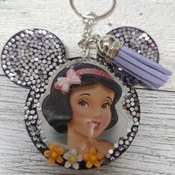 Snow White Keychain 