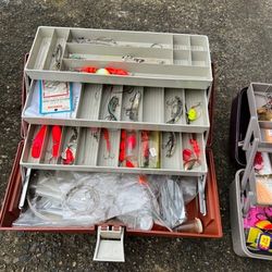 Fishing Gear Tackle " Medium Box"
