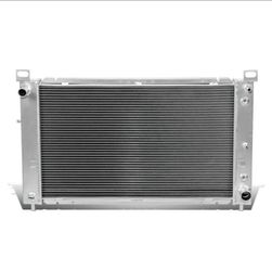 99-12 Chevy Silverado Suburban GMC Sierra Yukon Escalade Yukon XL Radiator Radiador