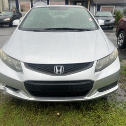 2013. HONDA. CIVIC     190,000 MILES 