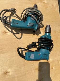 Milwaukee 1/2 And 3/8 Inch Drill
