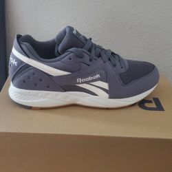 Reebok SIZE 10