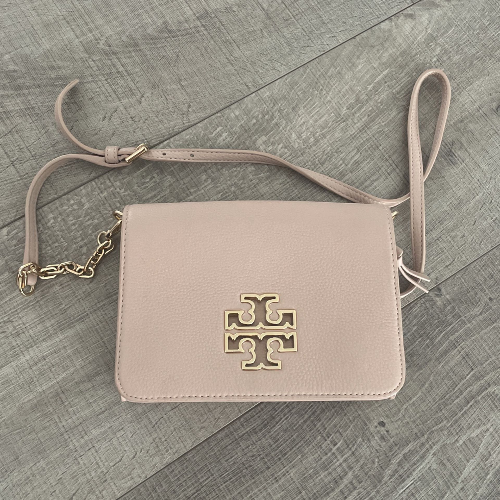 Tory Burch Purse for Sale in Itasca, IL - OfferUp