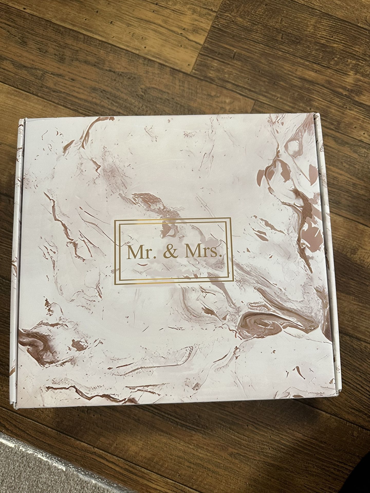 Mr.&Mrs. Gift Set NEW