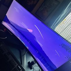 Curved Gaming Monitor