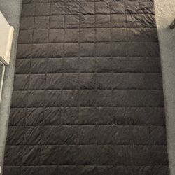 Luxome Gray Weighted Blanket in Travel Bag