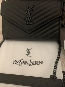 Beautiful. Hand bag.