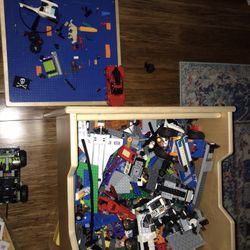 LEGO Table Legos Included 