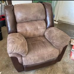 Recliner chair
