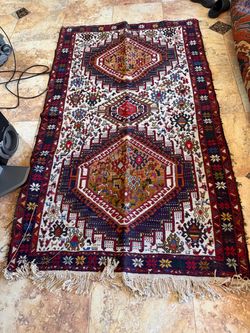 Handmade Rug From Iran 6ft By 4ft Silk And Wool Material